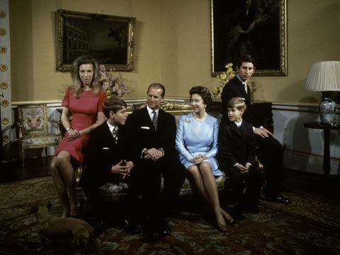 La princesse Anne, le prince Andrew, le prince Philip, la reine Elizabeth, le prince Edward et le prince Charles